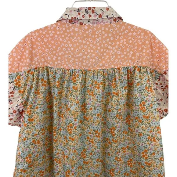 American Eagle Floral Patchwork Short Sleeve Button Down Womens Size Small - Picture 6 of 9